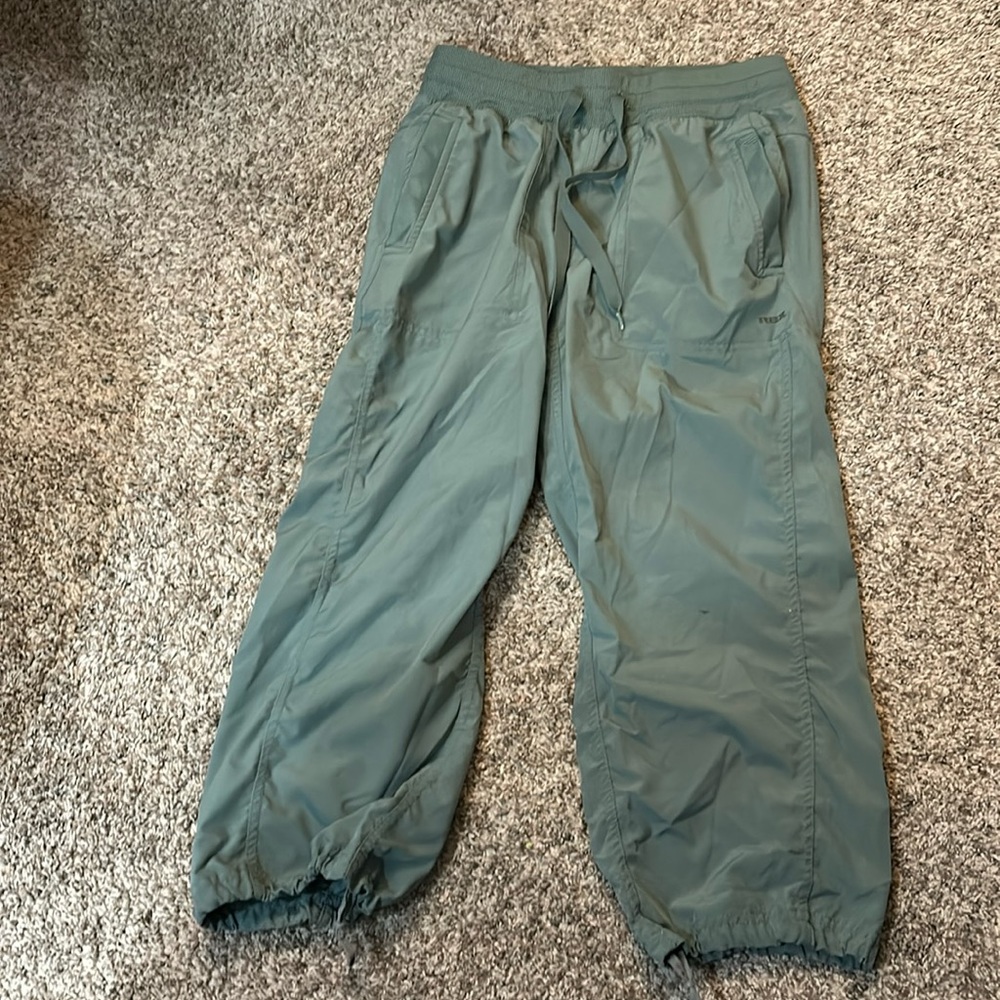 Green RBK active pants